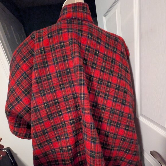 Handmade poncho - Picture 2 of 6